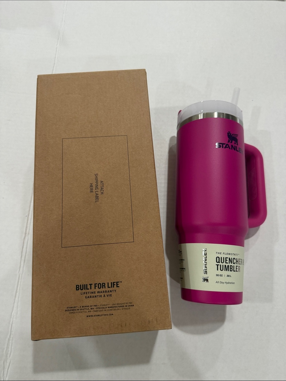 Stanley Quencher Tumbler with Handle - Hot Pink